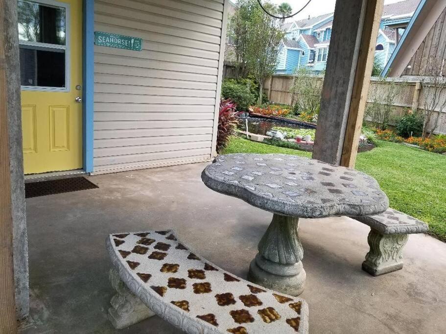 Ferienwohnung The Seahorse Apt - Lakeside And Close To The Beach Galveston Exterior foto